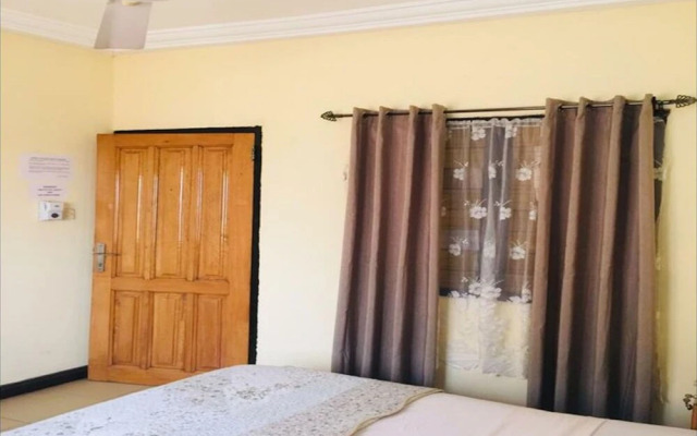 Room in B&B - Single Room - 1st Floor