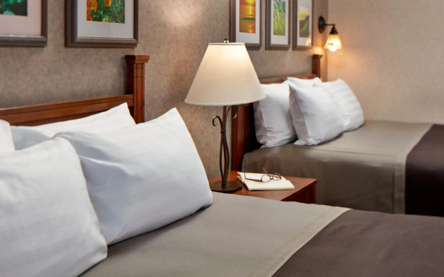 Cavalier Oceanfront Resort