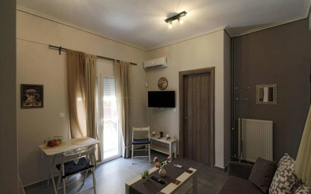 Cozy flat in Hilton, central Athens, 3' metro, VFM!