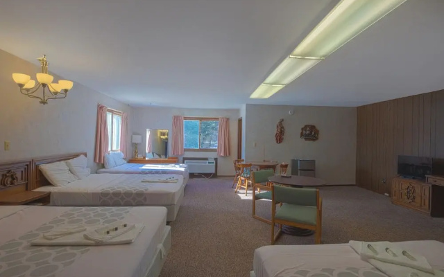 Love Hotels Tomahawk at Lake Mohawksin WI