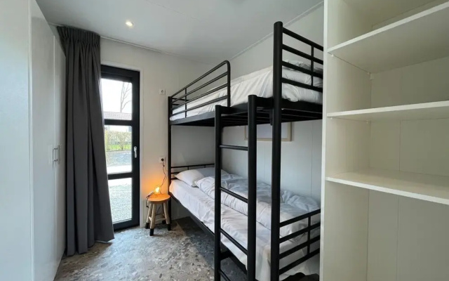 Veluwemeer Chalet Park Retreat
