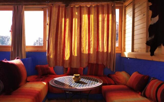 Casa Blue Star