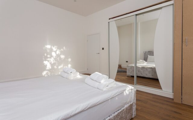 2 Bed Apartment in the Heart of Camden
