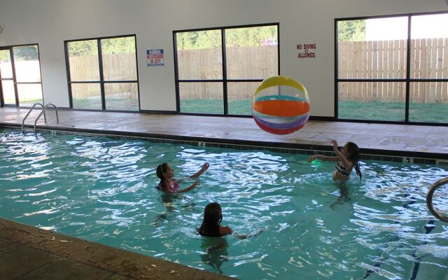 Holiday Inn Express & Suites Arkadelphia - Caddo Valley