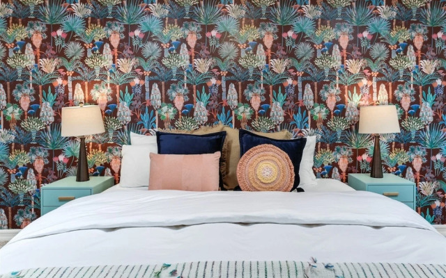 Petite Private Bungalow