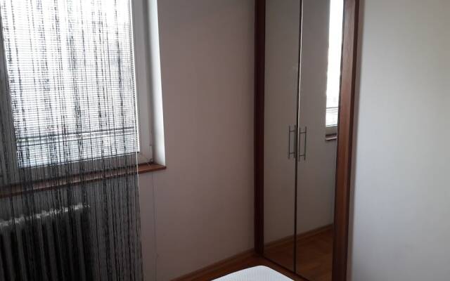 Km 0 Deluxe Apartment Old Town