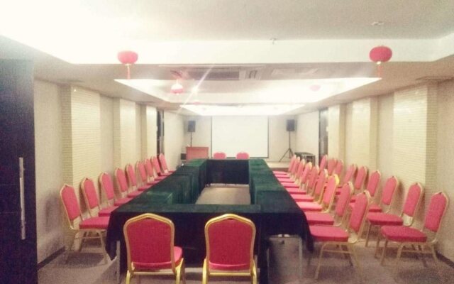 Sancana Holiday Inn