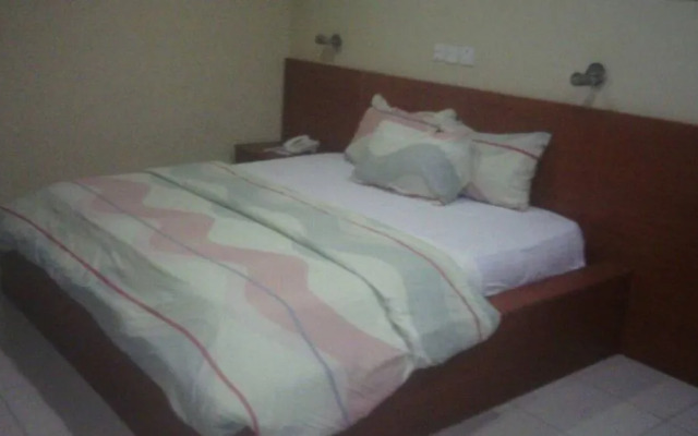 Divine Fountain Hotel