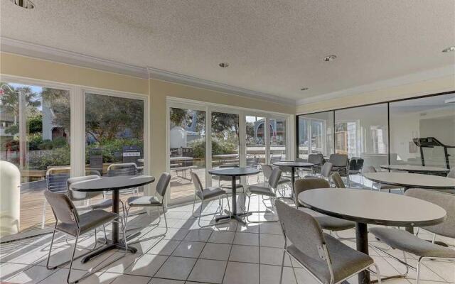 Hibiscus 203A - Two Bedroom Condo