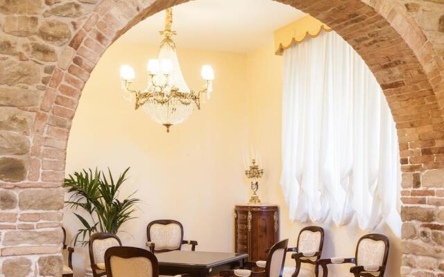 Borgo Pilotti Hotel & Restaurant