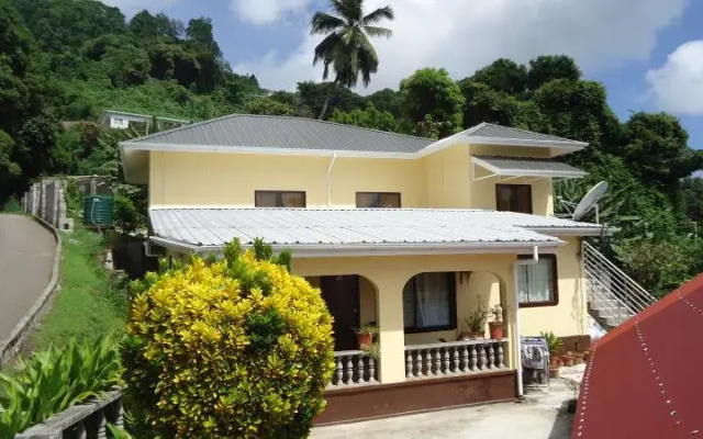 Chez Odet Self Catering