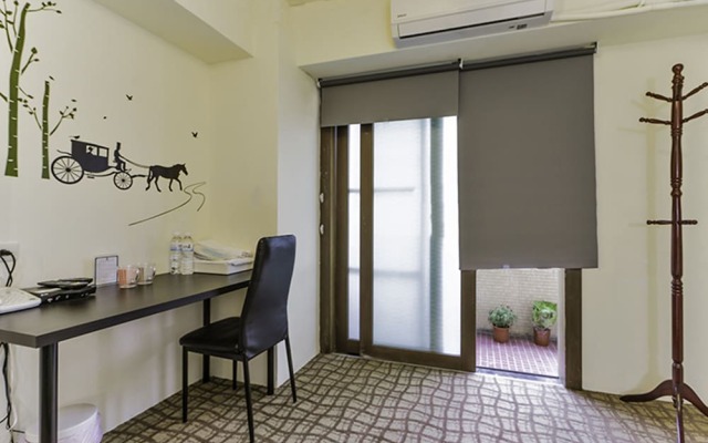 Starriver Hostel