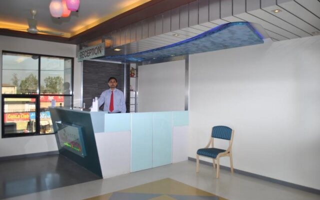Budget Inn Palm Regency