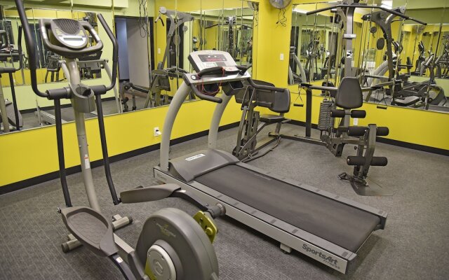 Quality Inn & Suites Metro