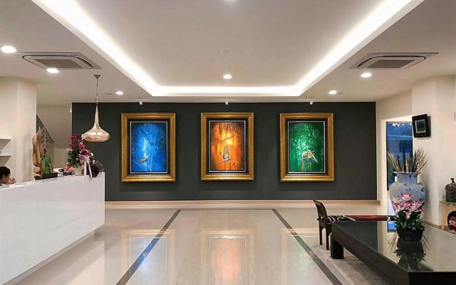 Porestva Hotel Sriracha