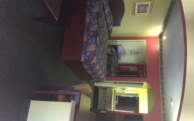 Scottish Inns & Suites Eastex Fwy.