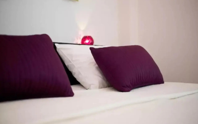 Spacious 2b/r Stay at Glyfada's Center
