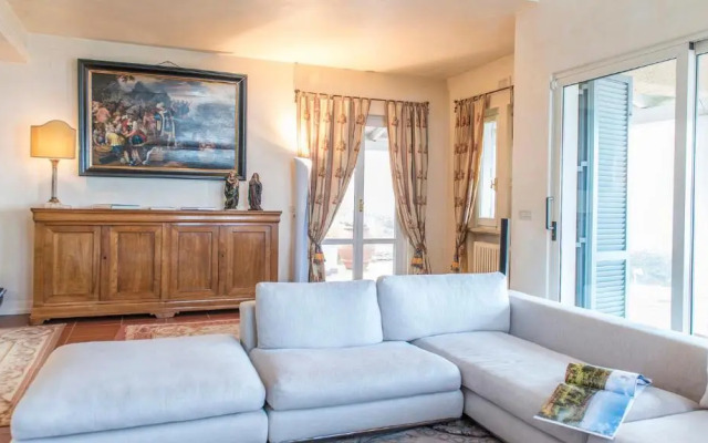 VILLA NINFEO 12&2, Emma Villas