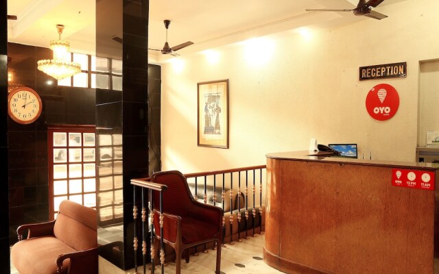 OYO 4621 Hotel Camac Plaza