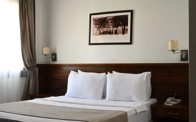Cunda Deniz Hotel