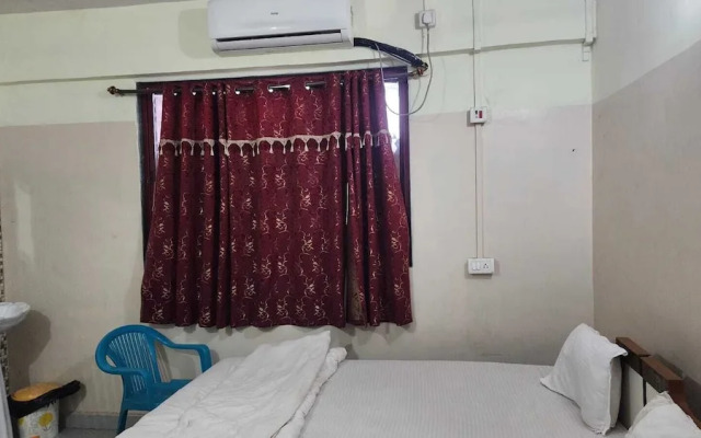 Ghansar Lodge maharastra AC Room