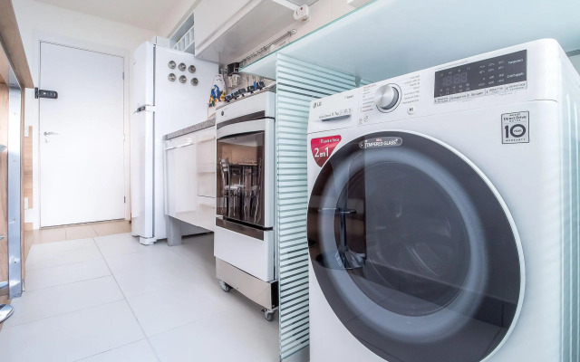 Apê iluminado e com vista alta no Brás