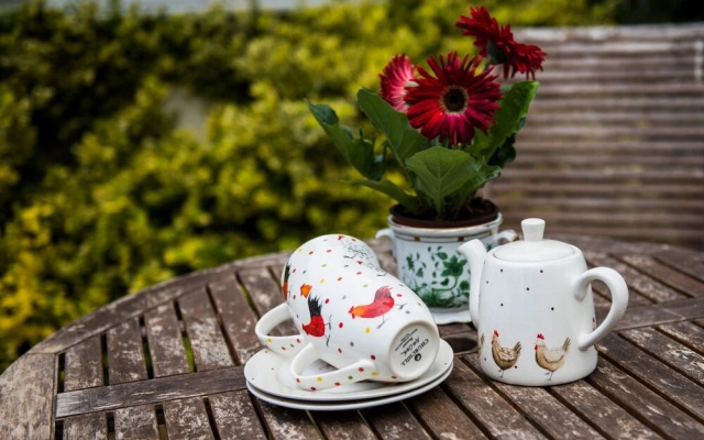 October House Holiday Cabin