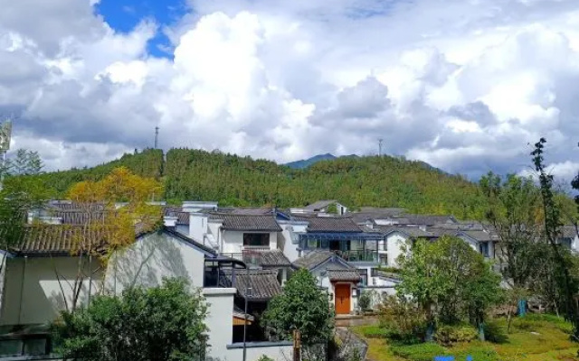 Yueshanshui Hotel  Holiday