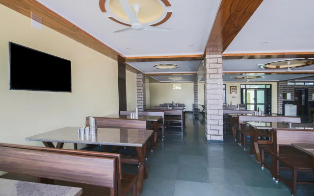 Hotel Jai Hind By OYO Rooms