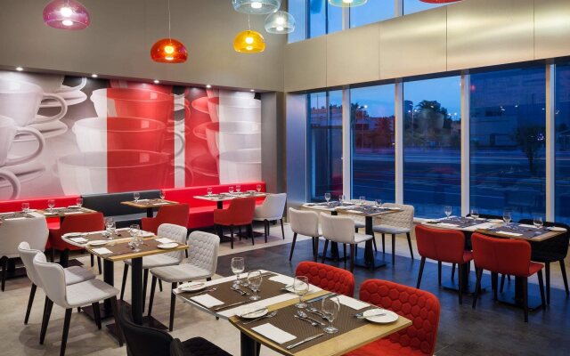 ibis Jeddah Malik Road