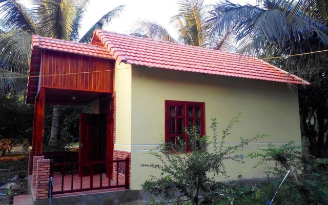 Orchard Fruit Farm Bungalow