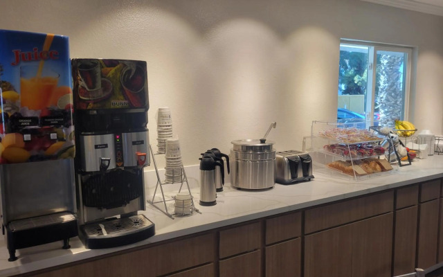 SureStay Hotel by Best Western Chula Vista San Diego Bay