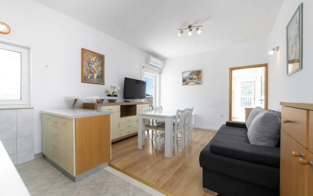 Green Hills Apartment