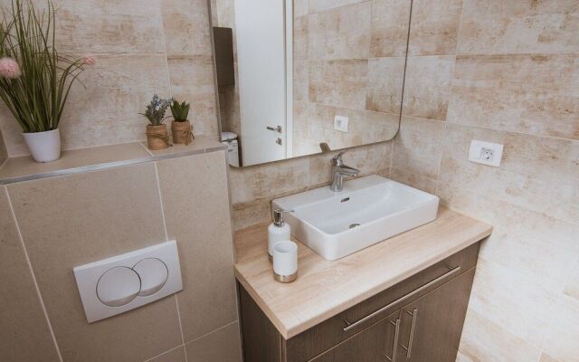 Apartments PiiP-ni-More