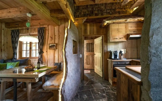 Wildererhutte Comfortable Holiday Residence