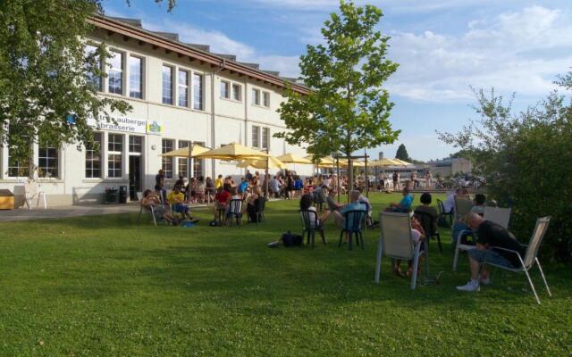 Swiss Hostel Lago Lodge