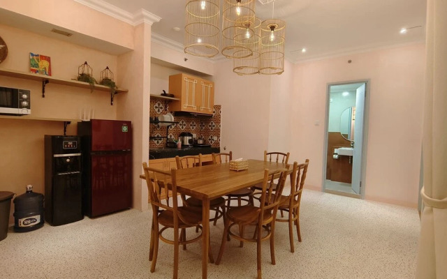 youre.at - Grand Setiabudi Apartment