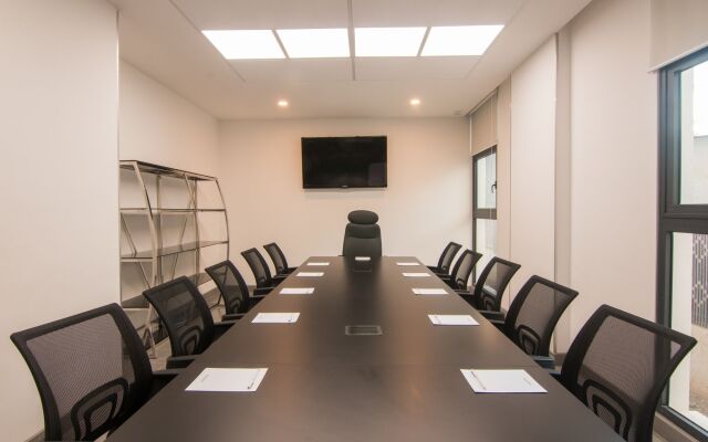 SUN & MOON, Urban Hotel