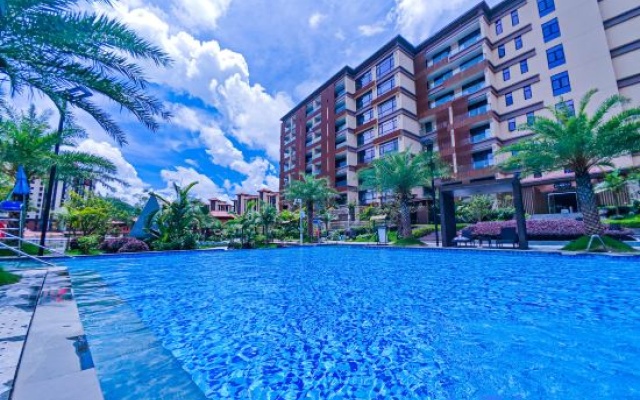 Regal Palace DeRUCCI Resort – Pool – Huizhou