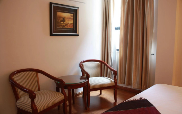 Lux Riverside Hotel & Apartment