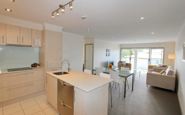 Crowsnest Apartments