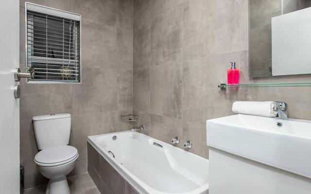 St Tropez 1 Bedroom Sandton Residence