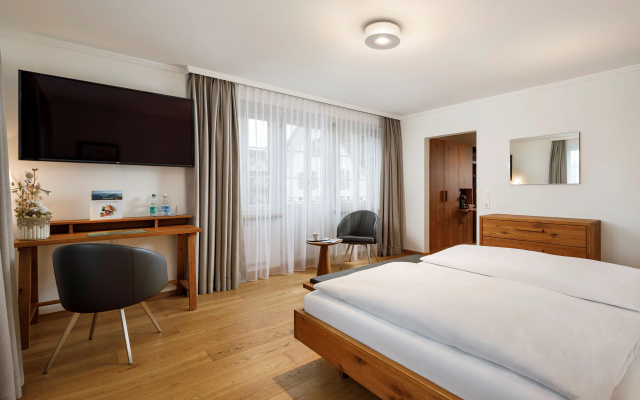 Wysses Rössli – Guest Rooms – Schwyz