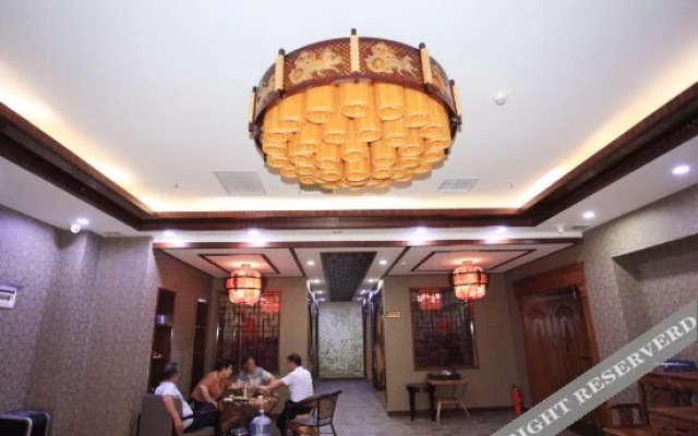 Mingtong Grand Hotel (Xi'an Yanliang AVIC Xi'an Aircraft Industry Group)