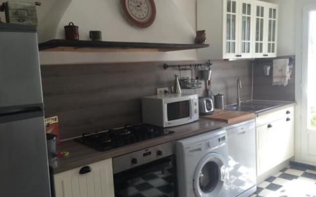 Aniane Maison Renovee avec Jardin et Boulodrome