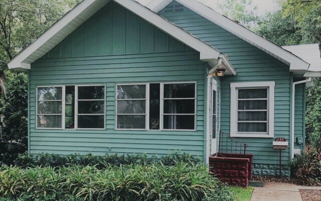 Mount Dora Cottages