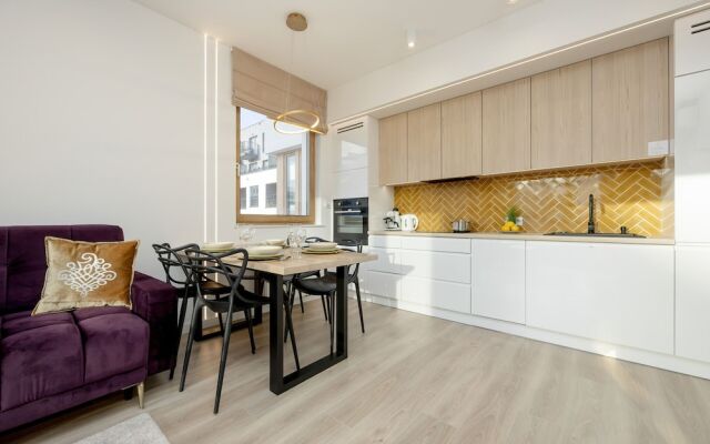 Mokotów Stylish Apartment by Renters