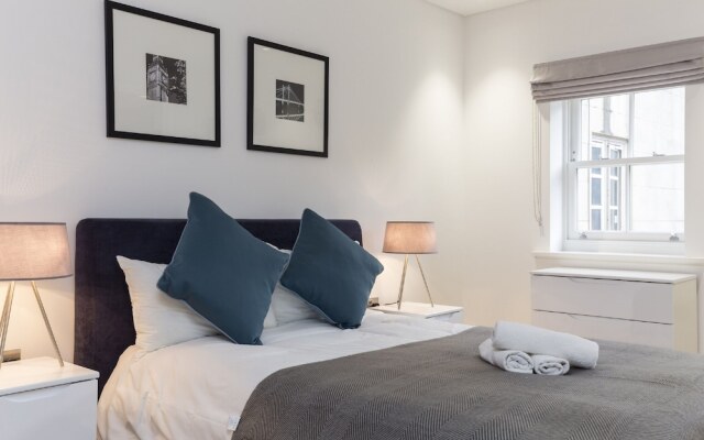 Leicester Square - Piccadilly Circus Apt