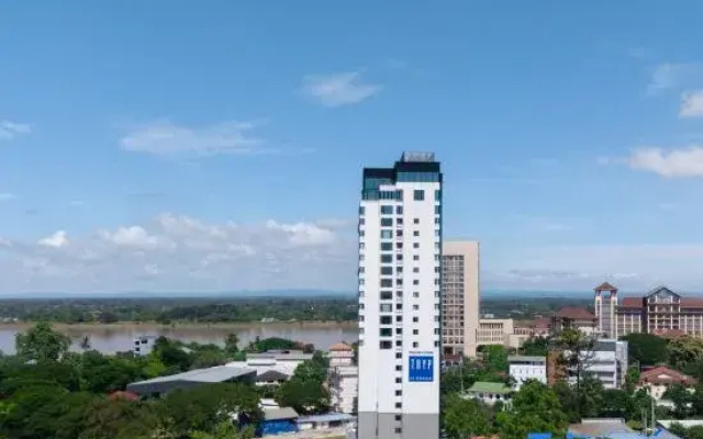 Tryp By Wyndham Vientiane Central