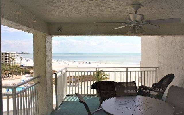 Jamaica Royale - 503 - 2 Br Condo